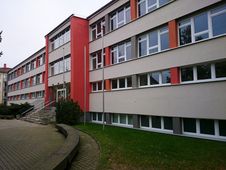 Eingangsbereich der 30. Oberschule