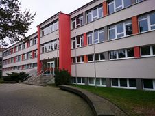 Eingangsbereich der 30. Oberschule